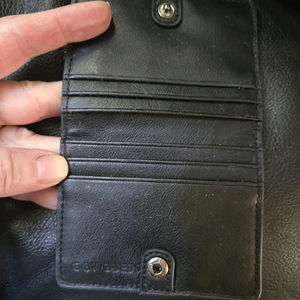 Guess quilted large bag 12"x10"x4" w/free G by Guess card holder - Picture 13 of 13